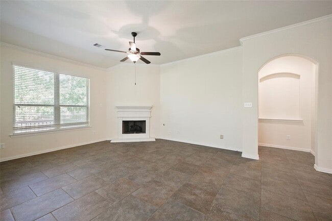 Building Photo - 126 Springshed Pl