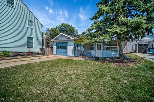 Building Photo - 17521 Crestland Rd