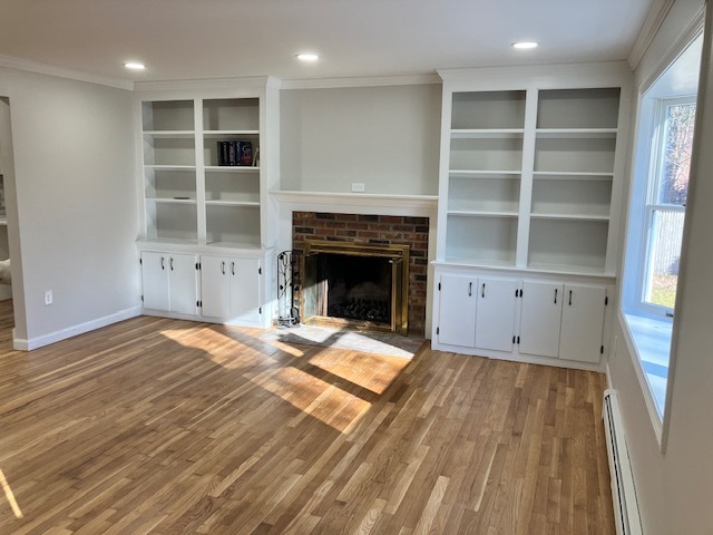 living room with built ins - 283 Tubman Rd