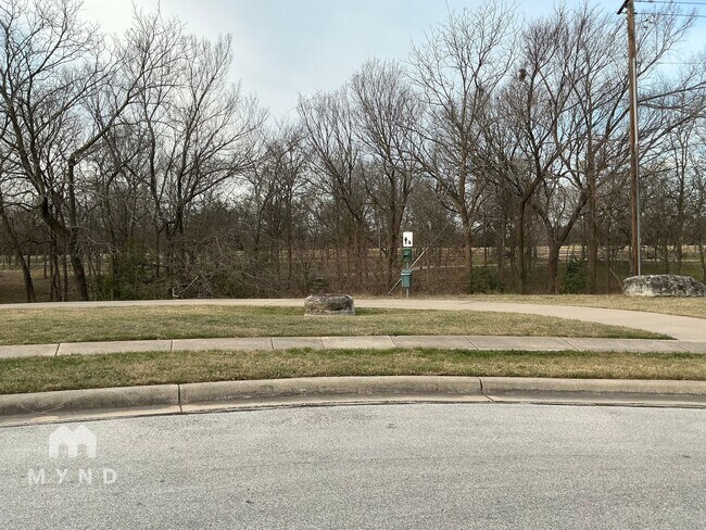 Building Photo - 14321 Lemongrass Ln