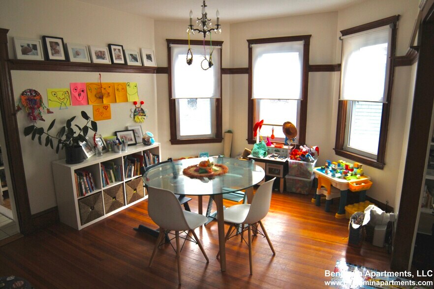 Dining Room - 385 Pond Ave