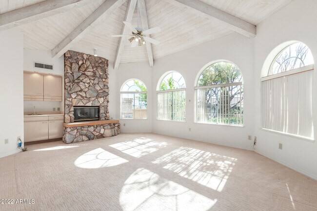 Building Photo - 15848 E Brodiea Dr