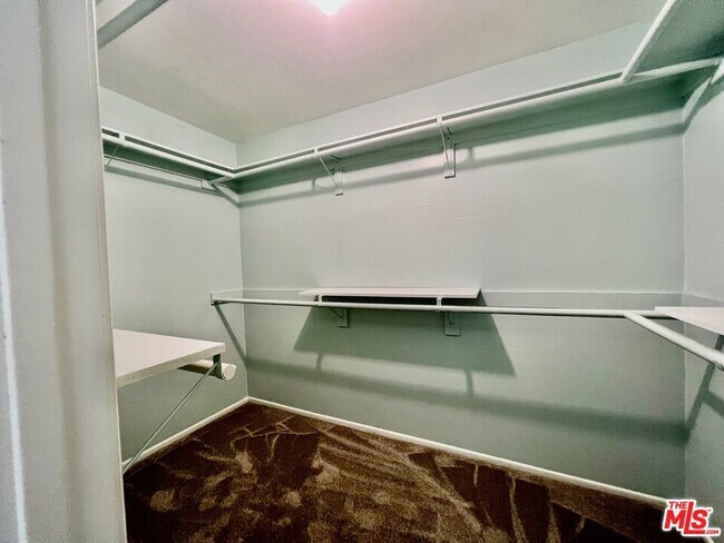 Building Photo - 4805 Maytime Ln