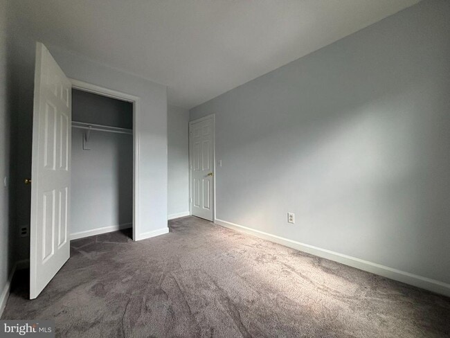 Building Photo - 6149 Joust Ln