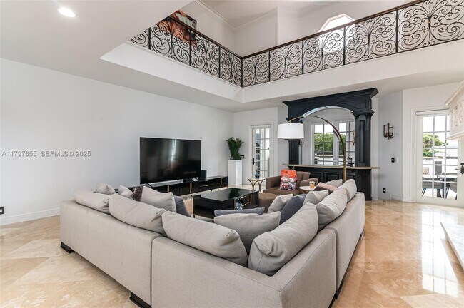 Building Photo - 1309 Middle River Dr