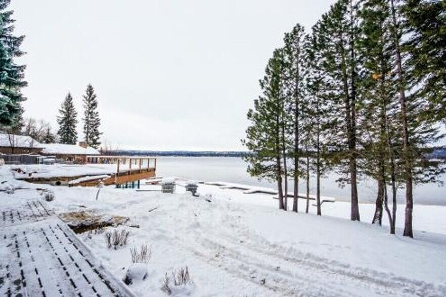 Building Photo - 624 McCall Ave