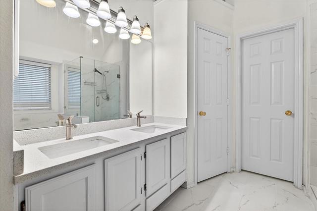 Building Photo - 12002 Biloxi Dr