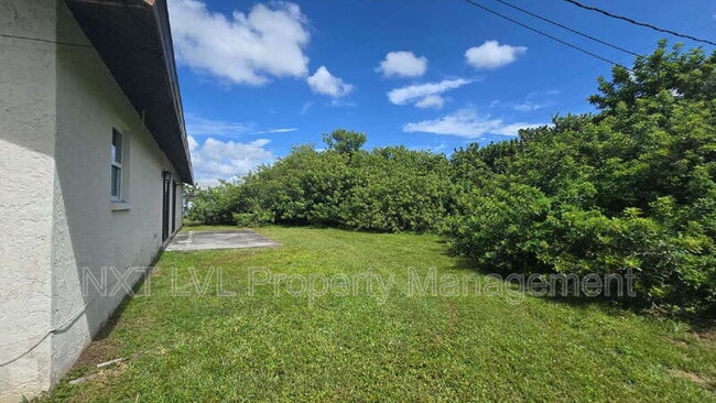 Building Photo - 3311 Skyline Blvd