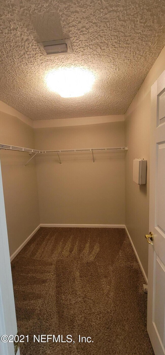 Building Photo - 14227 Sea Eagle Dr