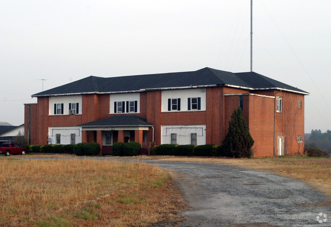 Primary Photo - Old School House