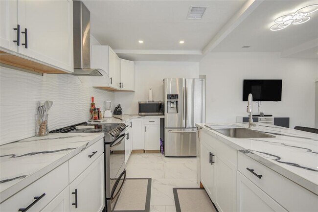 Building Photo - 582 Rd 5707
