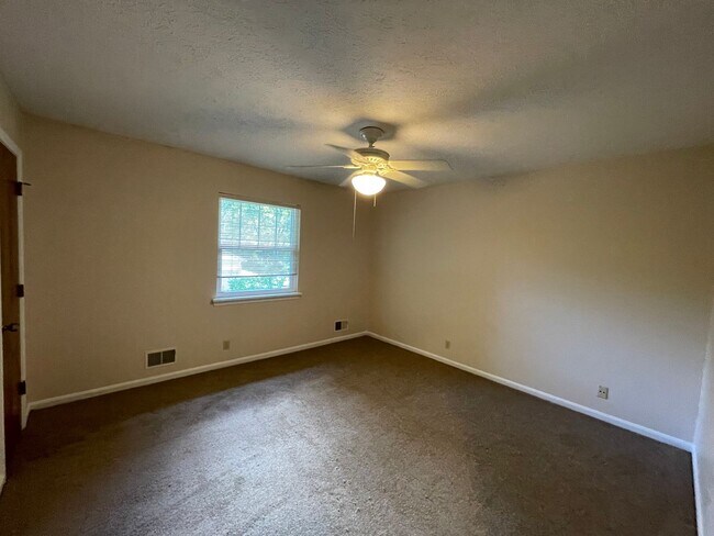 Building Photo - 2853GRI