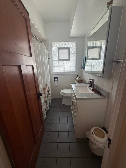 Building Photo - 2103 N 55th St