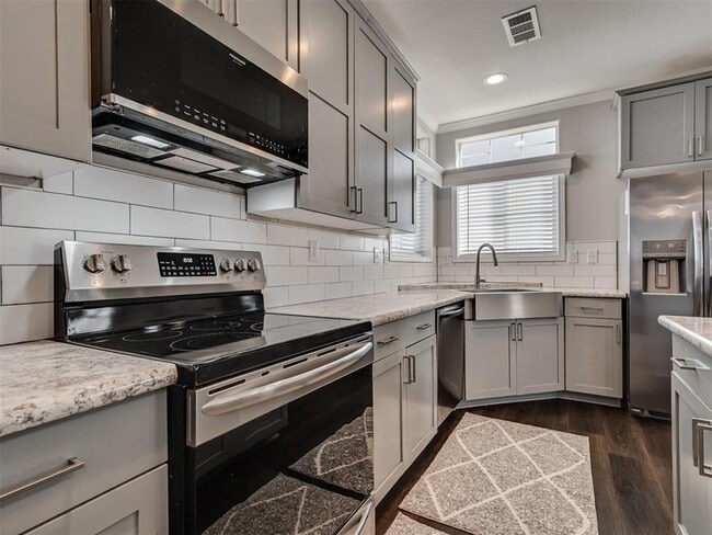 Building Photo - 7601 SW 119th St