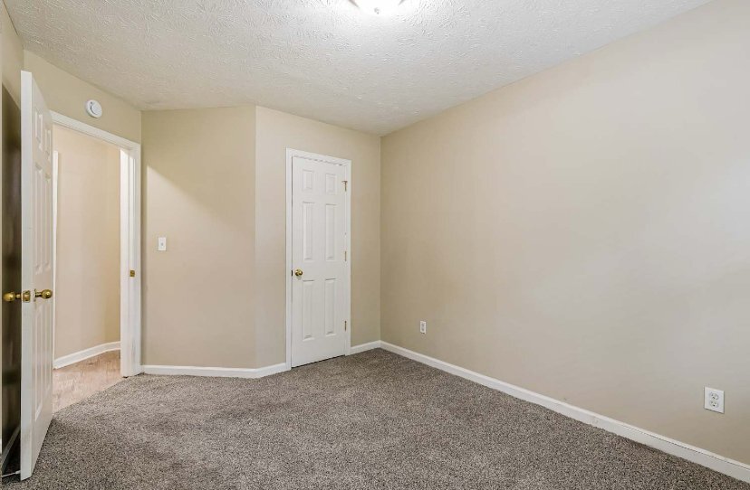 Building Photo - 1570 Canberra Dr