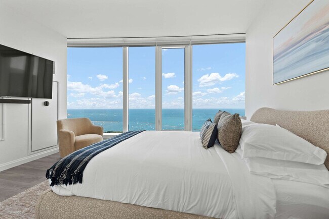 Building Photo - 1000 S Michigan Ave