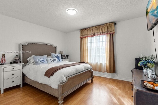 Building Photo - 6207 Floral Lakes Dr