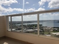 Building Photo - Beautifully Renovated 2 bedroom Penthouse ...