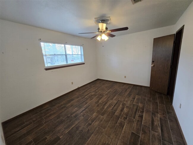 Building Photo - 24312 Carlton Rd