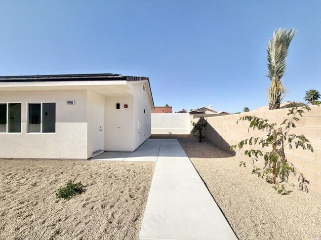 Building Photo - 68162-68162 Modalo Rd