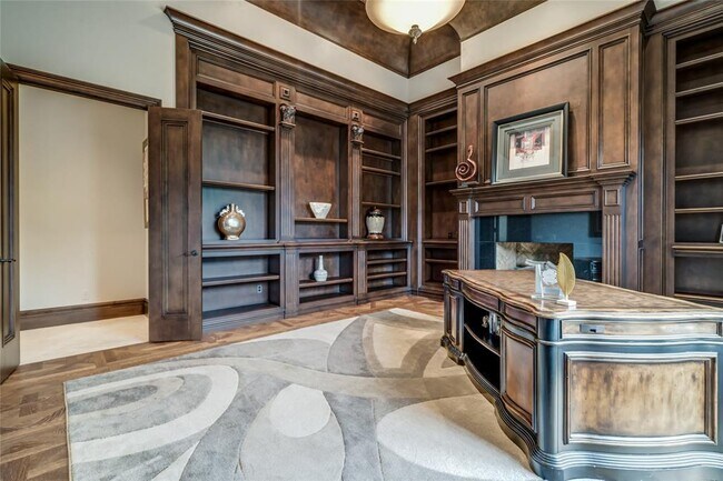 Building Photo - 5701 Mistletoe Ct