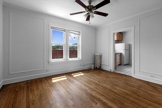 Building Photo - 6414 N Newgard Ave
