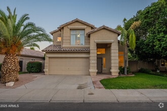Building Photo - 2421 W Indigo Dr
