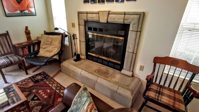Building Photo - 11543 N Eagle Peak Dr