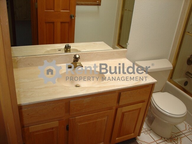 Building Photo - CALL US TODAY AT (505) 808-6467 TO SCHEDUL...