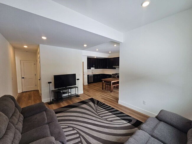 Building Photo - 12065 Amplify Cir