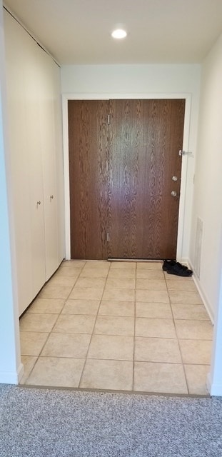 Building Photo - 6020 Oakwood Dr