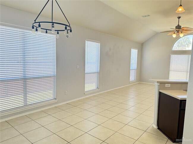 Building Photo - 3004 San Federico Rd