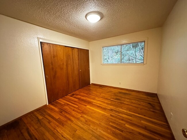 Building Photo - 3 Bedroom 2 Bath Home Located in Arcata!