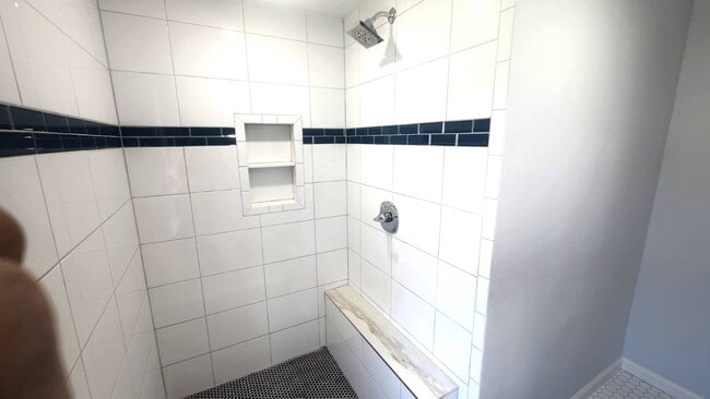 Building Photo - 45 Woodcliff Ave