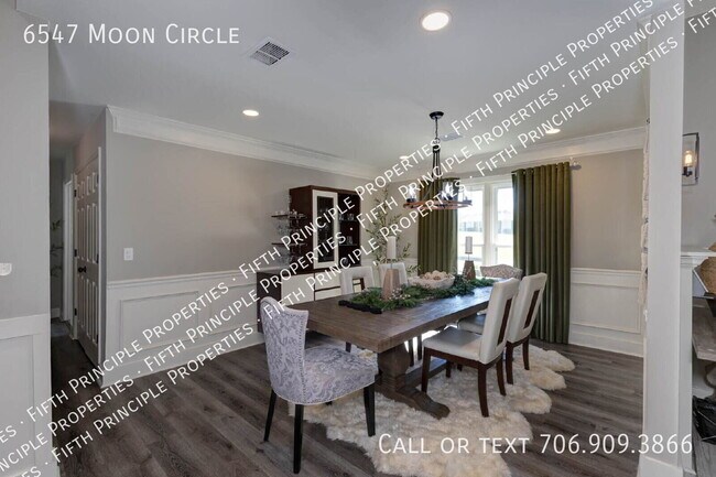 Building Photo - 6547 Moon Cir