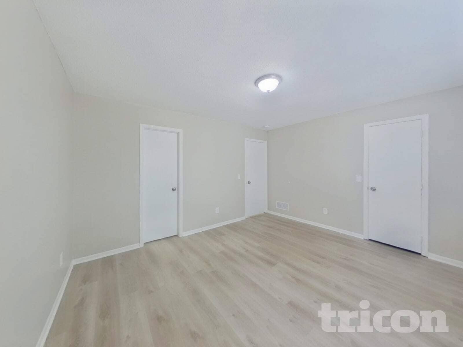 Building Photo - 14098 Yosemite Ave S