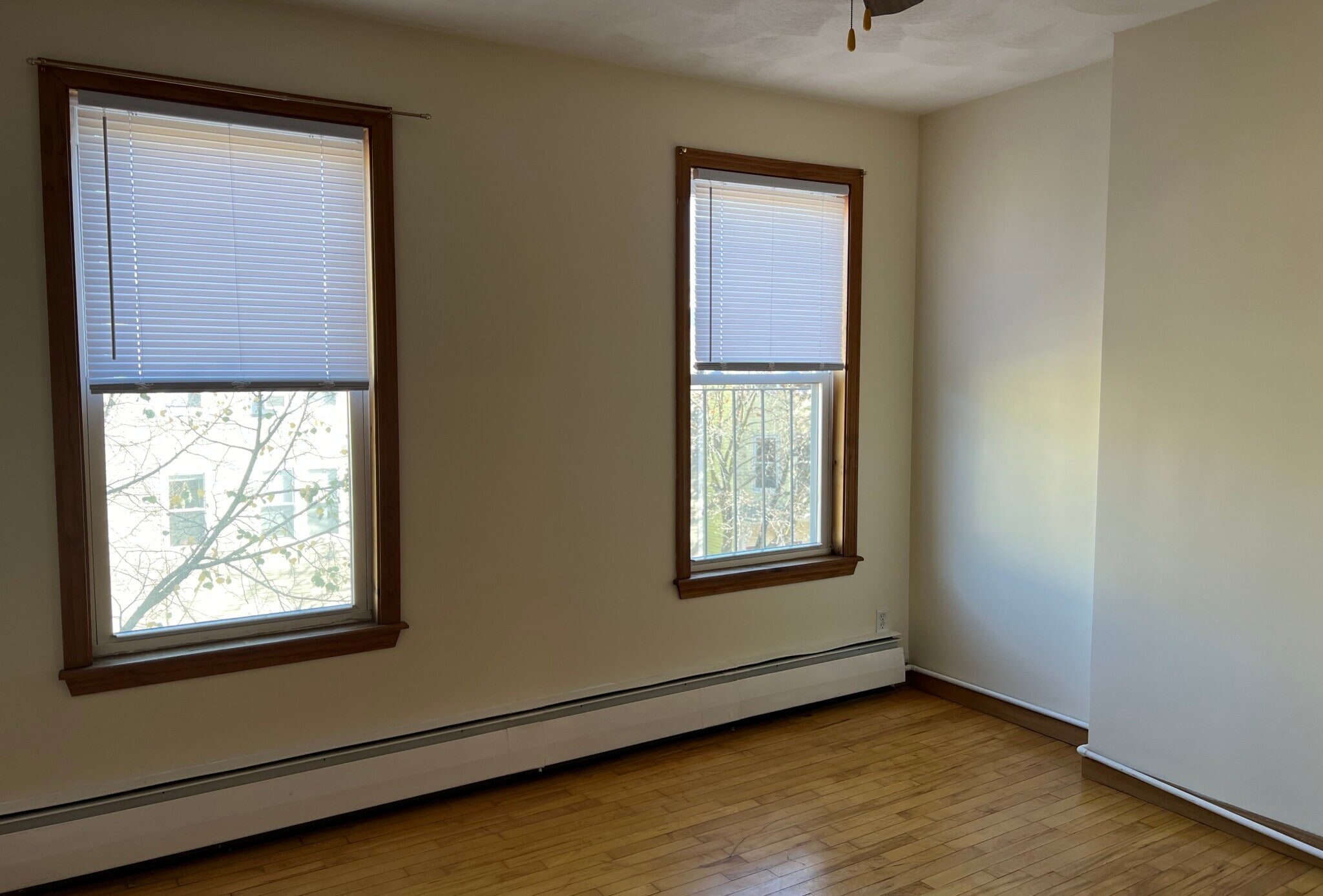 Building Photo - 82 Hampshire St