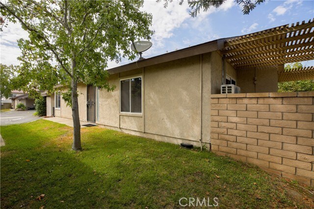 Building Photo - 7750 Bolsa Ave