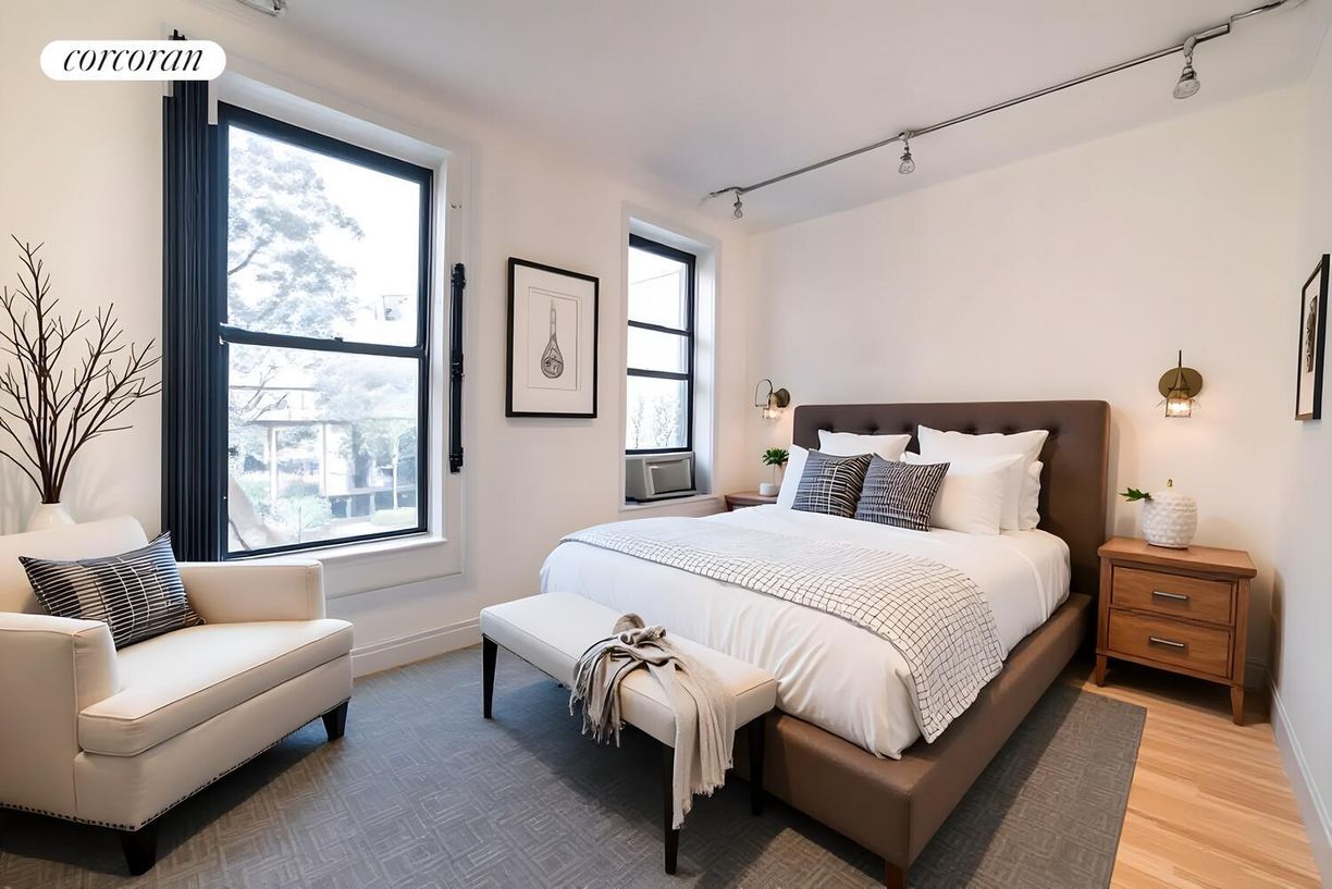 Building Photo - 206 E 124th St