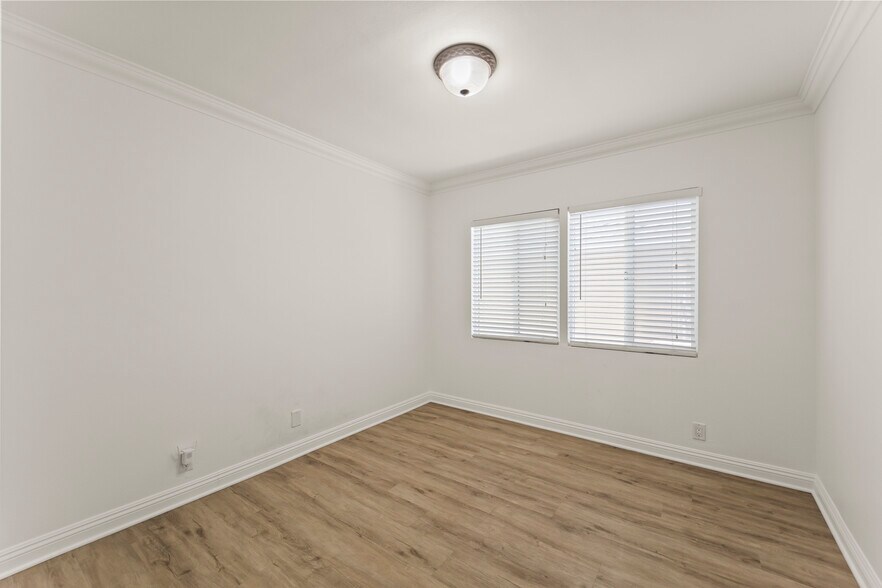 Bedroom 2 - 12938 Jefferson Ave