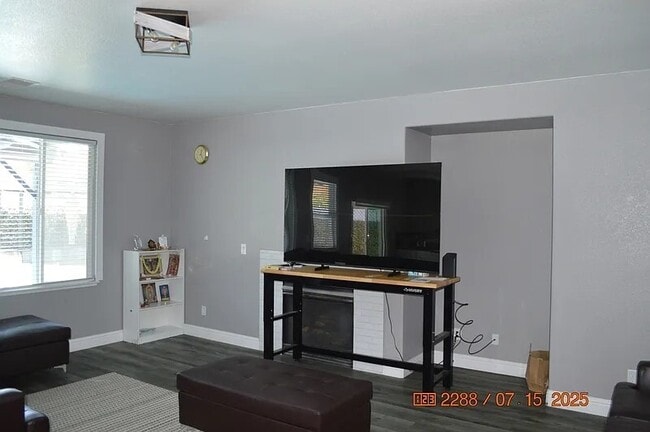 Building Photo - 249 Damara Ct