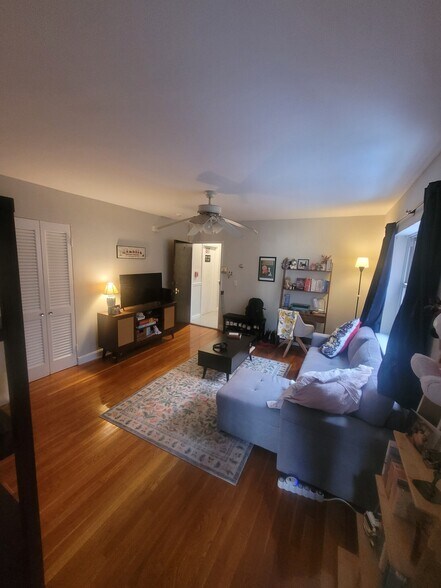 Building Photo - 40 Saint Germain St