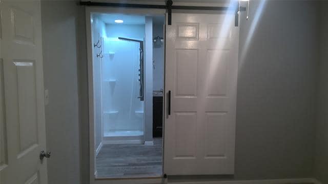 Building Photo - 410 Rosewood Hills Dr