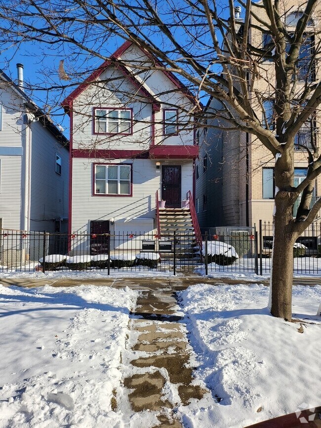 Building Photo - 6465 S Kenwood Ave