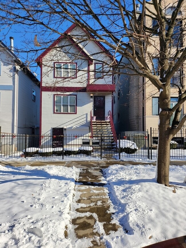Primary Photo - 6465 S Kenwood Ave