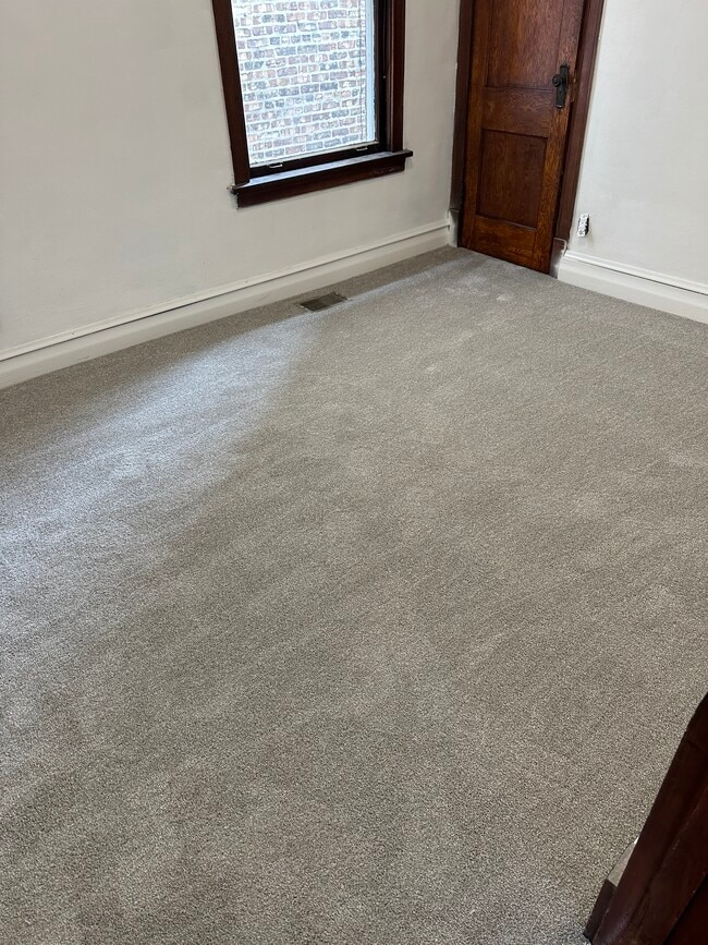 Building Photo - 8634 S Carpenter St