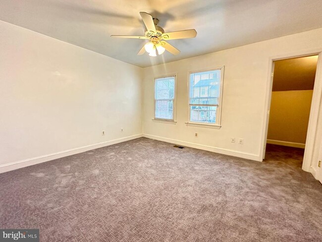 Building Photo - 14434 Cool Oak Ln