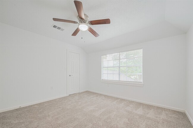 Building Photo - 5303 Lookout Mountain Dr