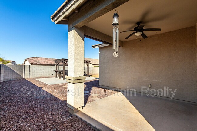 Building Photo - 41540 N Jacaranda Ct