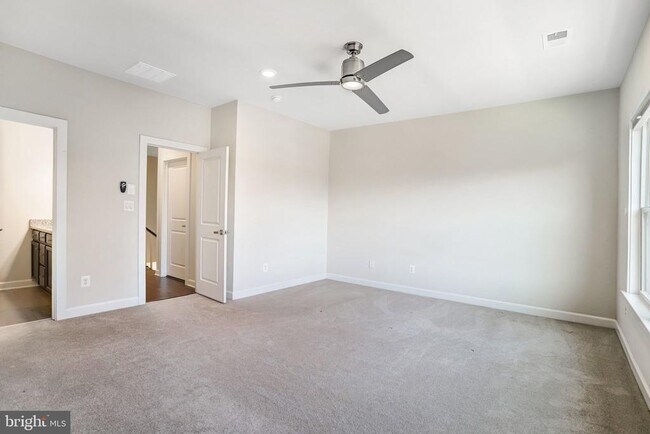 Building Photo - 22262 Philanthropic Dr